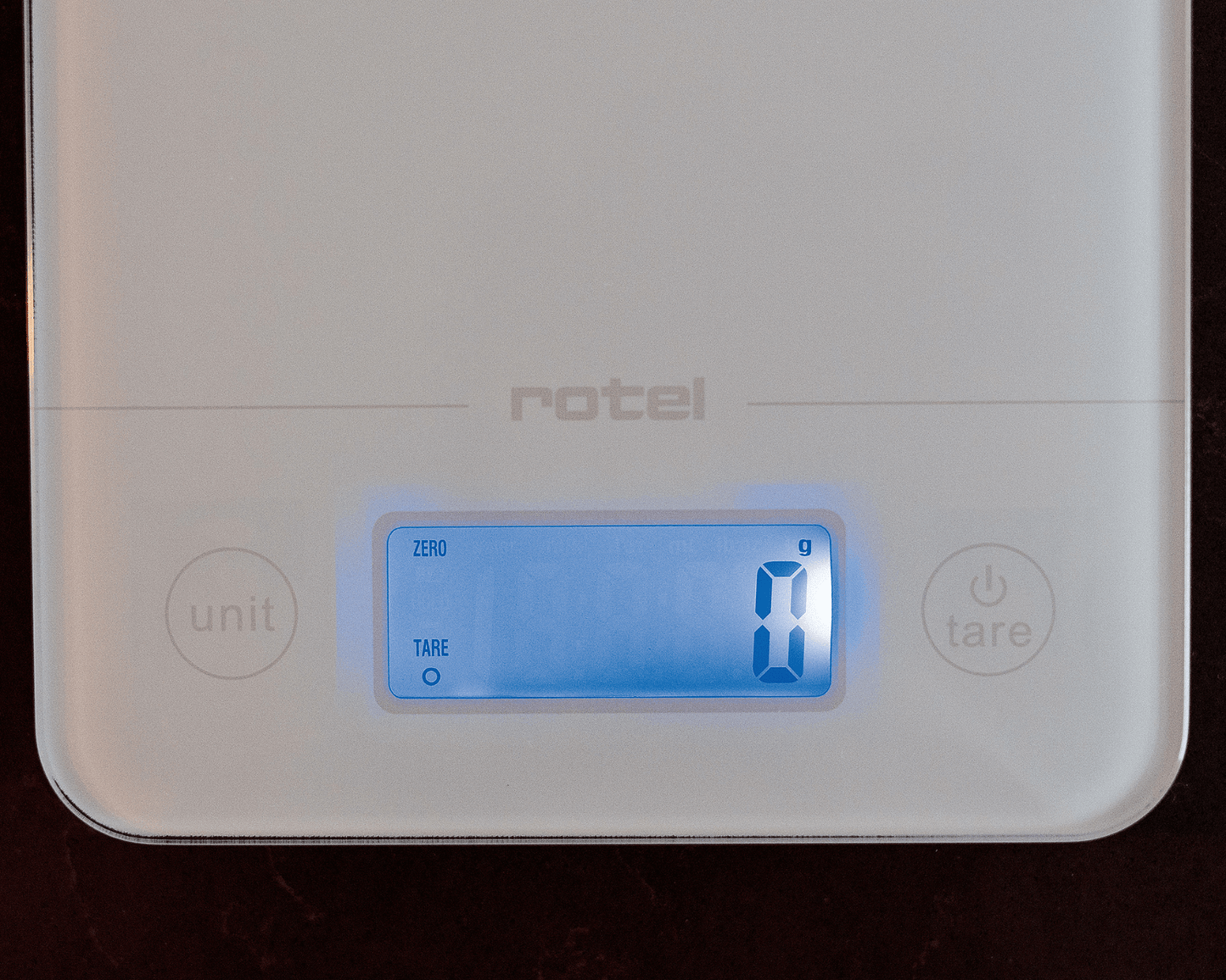 Küchenwaage weiss von rotel – Präzise & praktisch
Digitale Waage mit Tara-Funktion ✔ 1g-Feineinteilung ✔ Verschiedene Masseinheiten ✔ Abschaltautomatik für längere Batterielaufzeit ✔ Kostenloser Versand