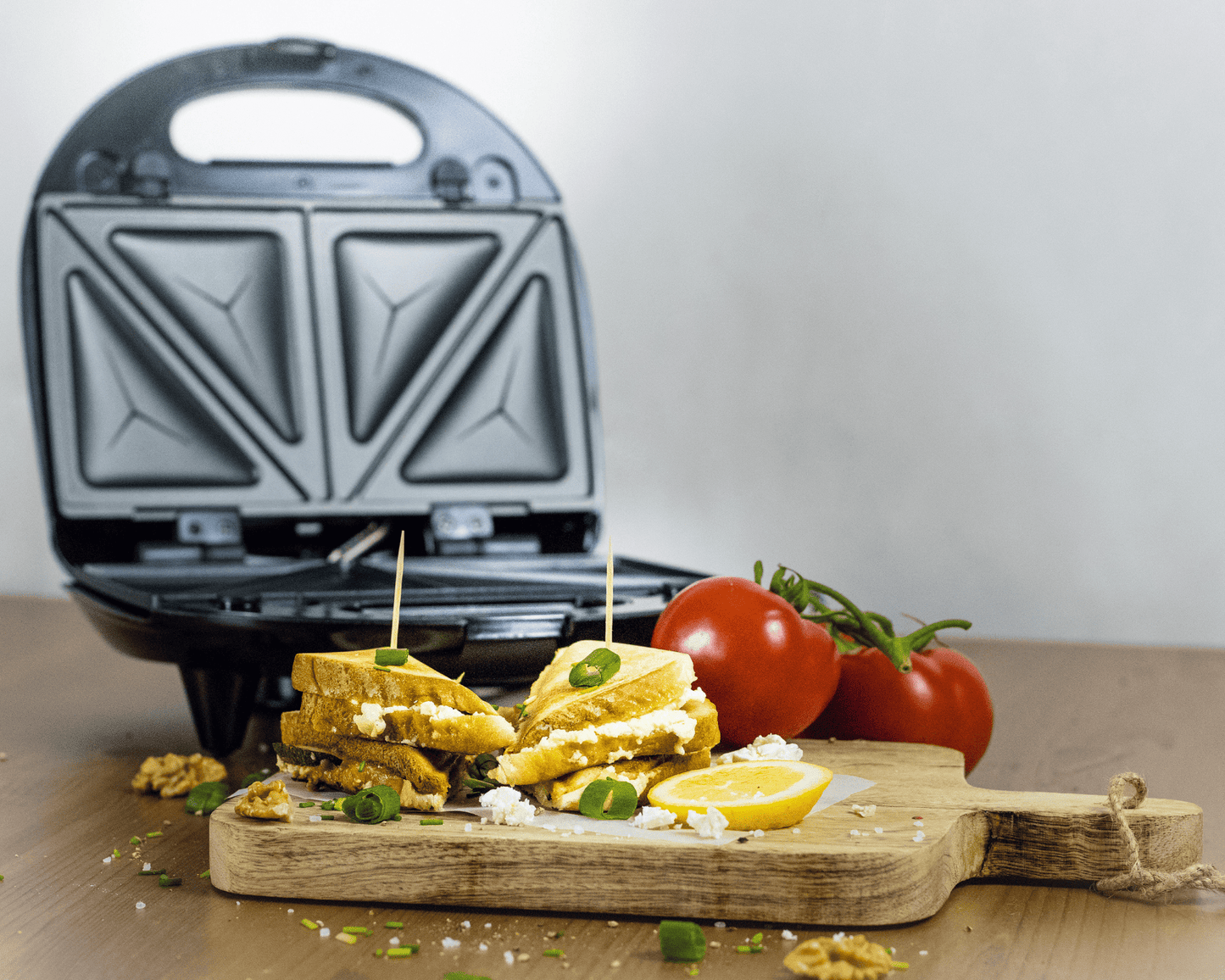 Sandwich-Toaster von rotel 3 in 1 für Sandwiches, Waffeln & Grill
Toaster mit 3 auswechselbaren Platten ✔ Antihaftbeschichtung für leichte Reinigung ✔ Versiegelte Sandwichränder ✔ Zwei Kontrolllampen ✔ Kostenloser Versand