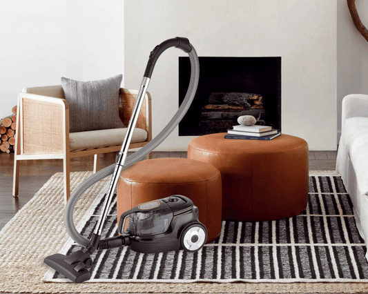 ROTEL | Staubsauger Microcyclone – Beutellos & leistungsstark
Beutelloser Staubsauger mit 2L Schmutzbehälter ✔ HEPA-Filter für Allergiker ✔ Inkl. Fugendüse & Polsterbürste ✔ 4,5 m Kabel ✔ Kostenloser Versand