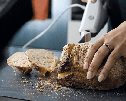Elektromesser mit Doppelklinge – Präzise & mühelos schneiden

Elektrisches Messer mit scharfen Edelstahlklingen ✔ Perfekt für Fleisch, Brot & Obst ✔ Ergonomisches Design & einfache Handhabung ✔ Kostenloser Versand